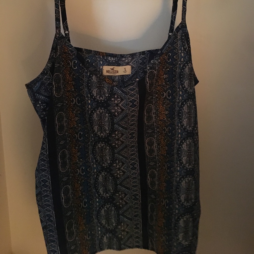 Hollister tank top!!